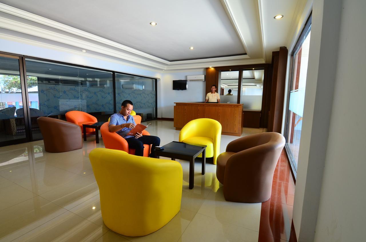 Careinn Merauke By Yolo Hospitality Экстерьер фото